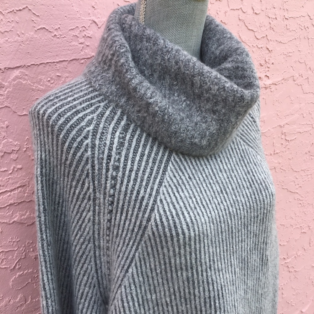 Top-shop Oversized Gray Textured Sweater Womens Size 8
